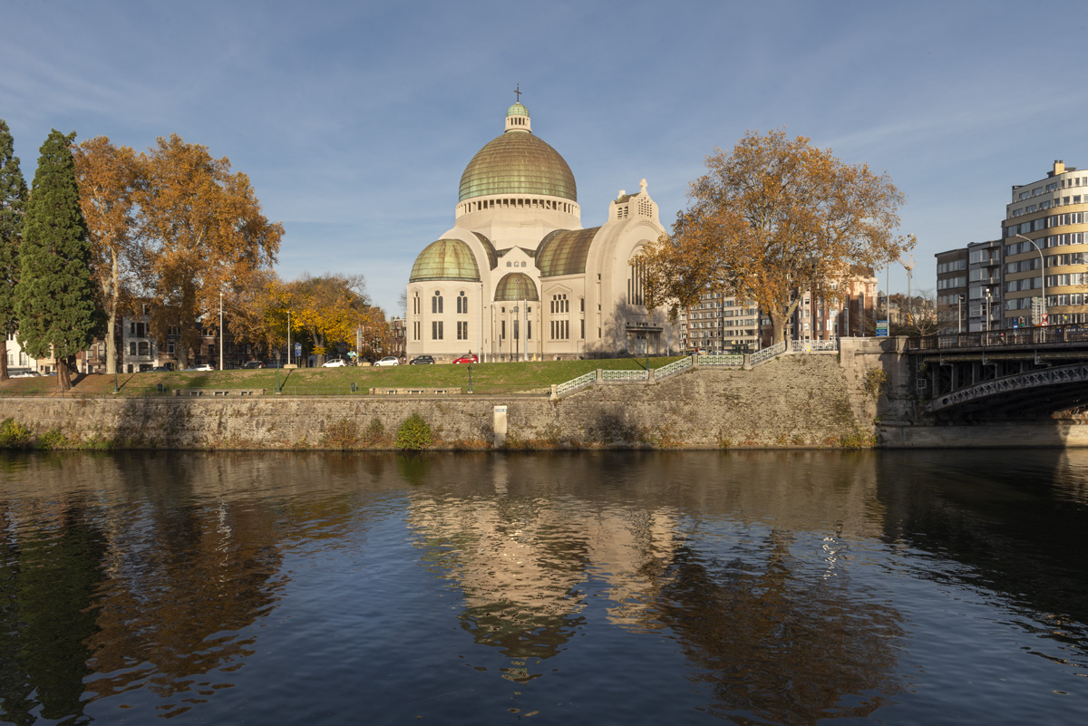 L'eglise Saint-Vincent, l'eloge du beton (1930)